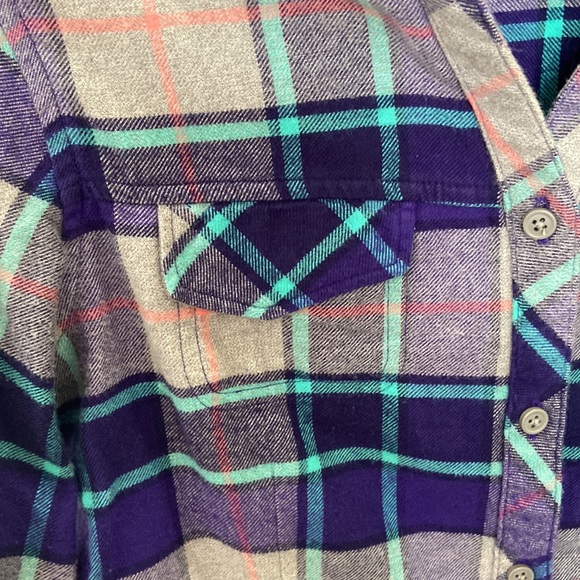 BNWOT Columbia Simply Put plaid flannel button up shirt women’s size small - Picture 4 of 6